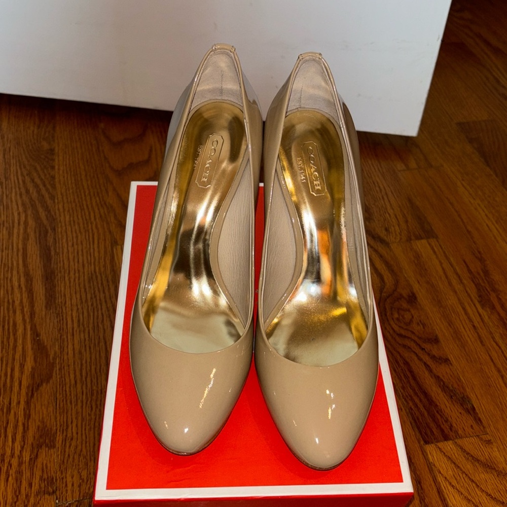 COACH Nala Patent Heel In Cappuccino Brown